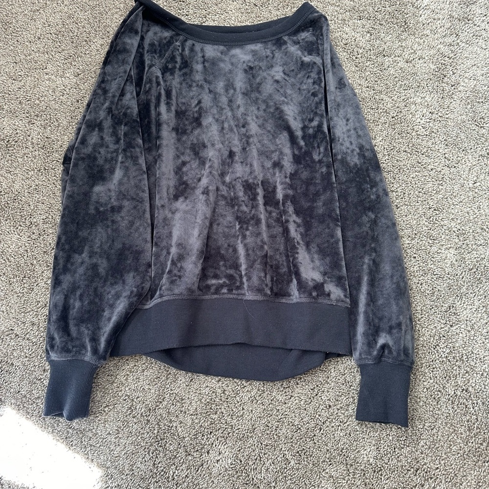Lou & Grey Charcoal Velvet Top